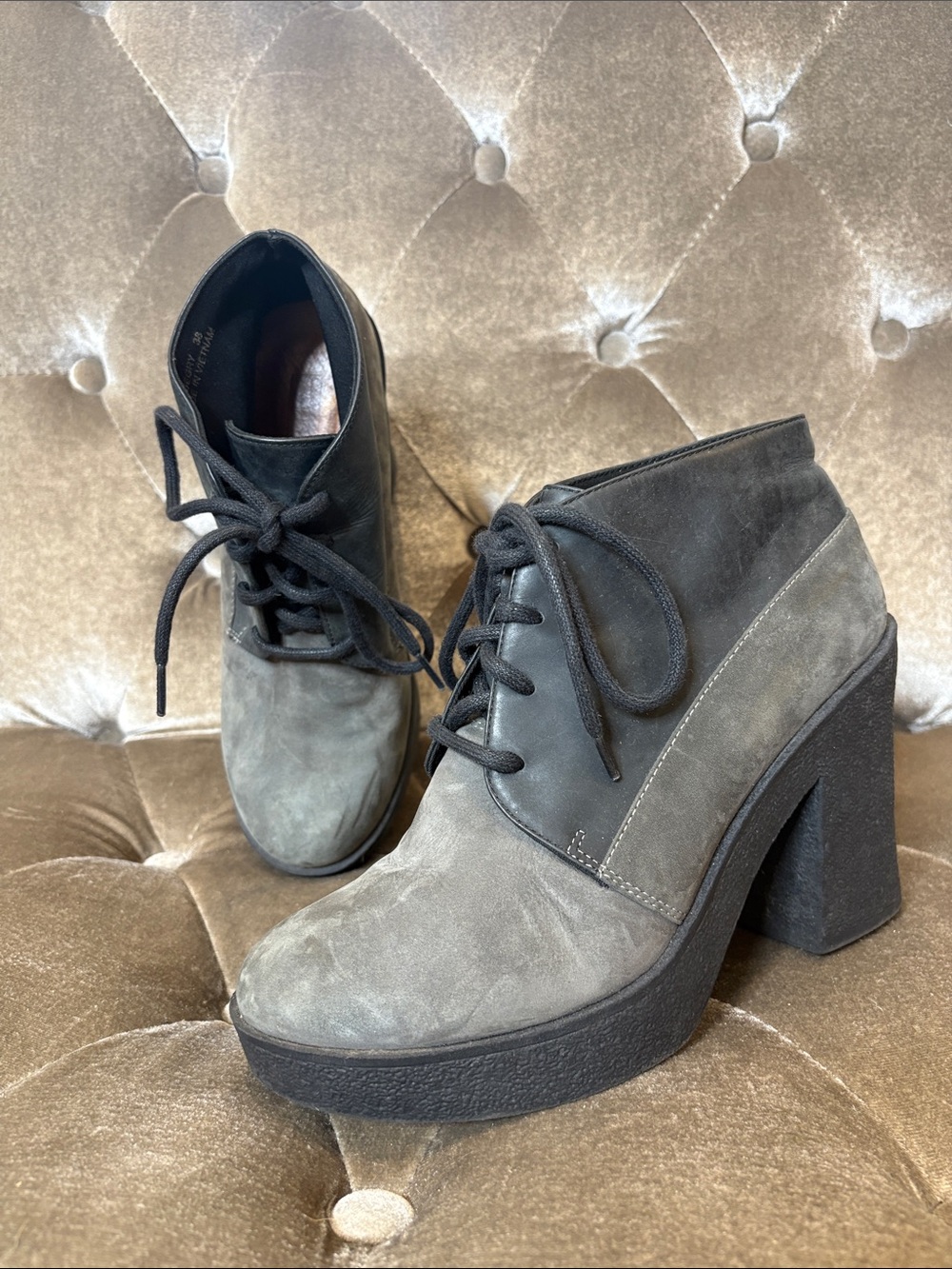 Topshop Women's Gray Suede Lace-Up Platform Heeled Booties